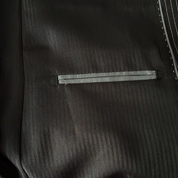 Le Chateau Men’s Black Pinstripe Blazer Size 38 - Picture 12 of 15
